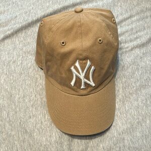 New York Yankees cap
